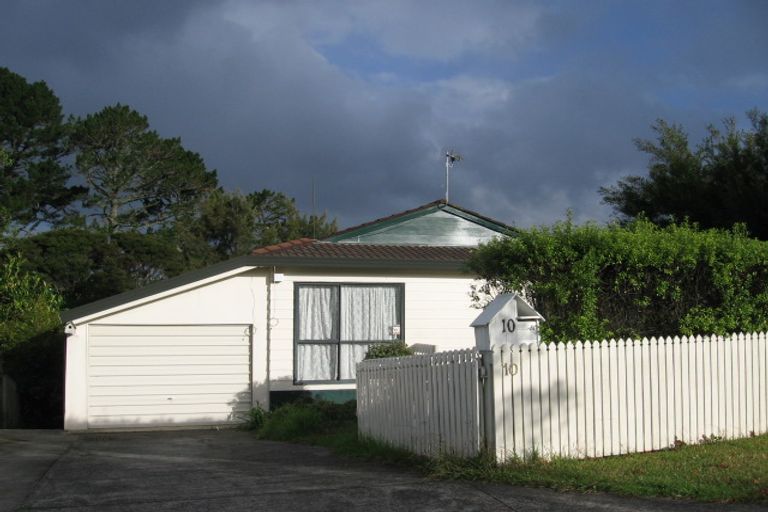 Photo of property in 10 Oakhaven Place, Ranui, Auckland, 0612