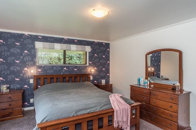 Photo of property in 21 Huia Street, Waikanae, 5036