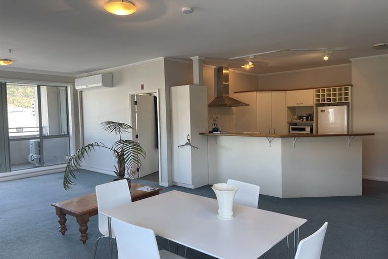 Photo of property in Town End Apartments And Courtena, 2c/30 Allen Street, Te Aro, Wellington, 6011