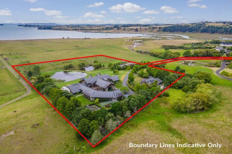 Photo of property in 42 Porterfield Road, Whitford, Howick, 2571