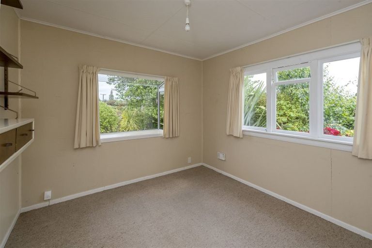 Photo of property in 6 Ngaio Street, Otaki Beach, Otaki, 5512