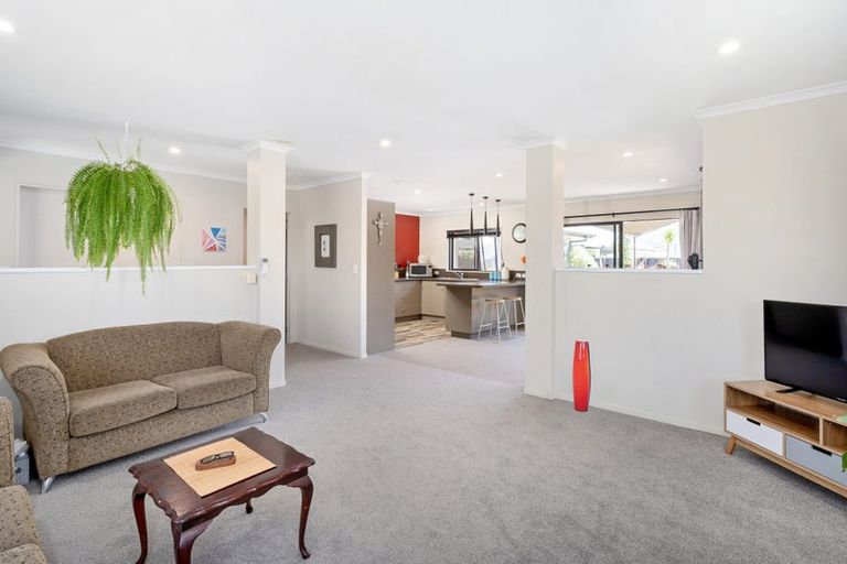 Photo of property in 9 Jacaranda Drive, Whitianga, 3510