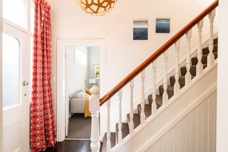 Photo of property in 19 Roy Street, Newtown, Wellington, 6021