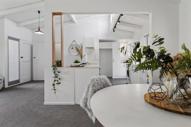 Photo of property in 2/178 Eleventh Avenue, Tauranga, 3110