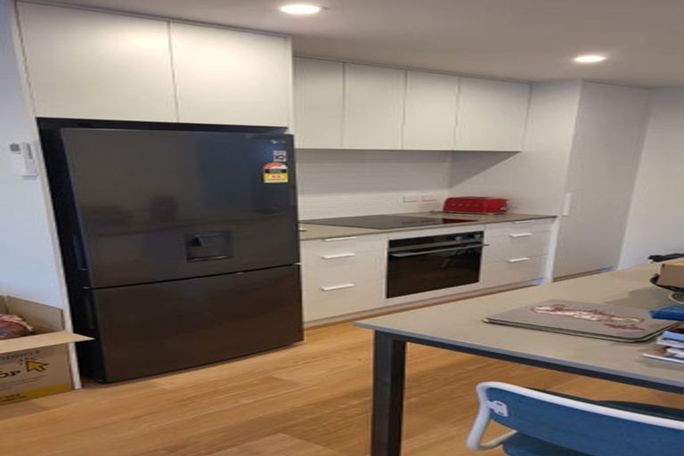 Photo of property in 8/564 High Street, Boulcott, Lower Hutt, 5010