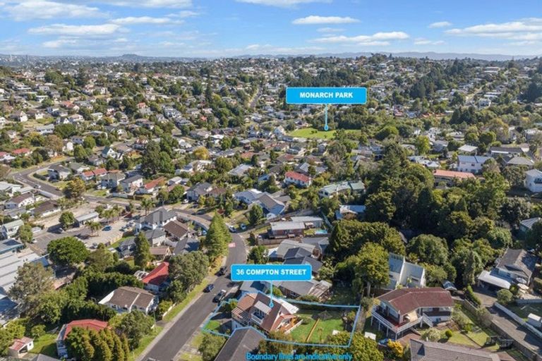 Photo of property in 36 Compton Street, Hillcrest, Auckland, 0627