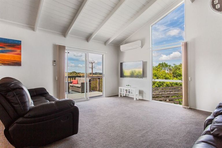 Photo of property in 2 Mabbett Lane, Waimauku, 0883