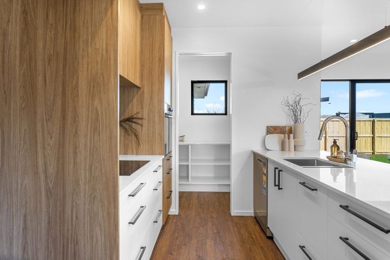 Photo of property in 4 Longfields Road, Brightwater, 7022