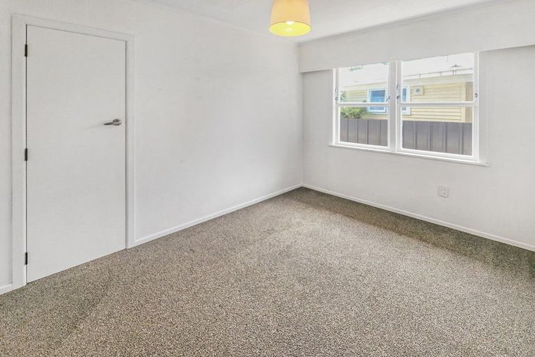 Photo of property in 26 Bristol Street, Tamatea, Napier, 4112