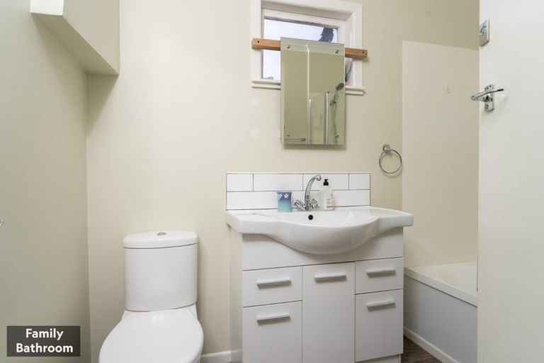 Photo of property in 5 Coleman Street, Paraparaumu, 5032