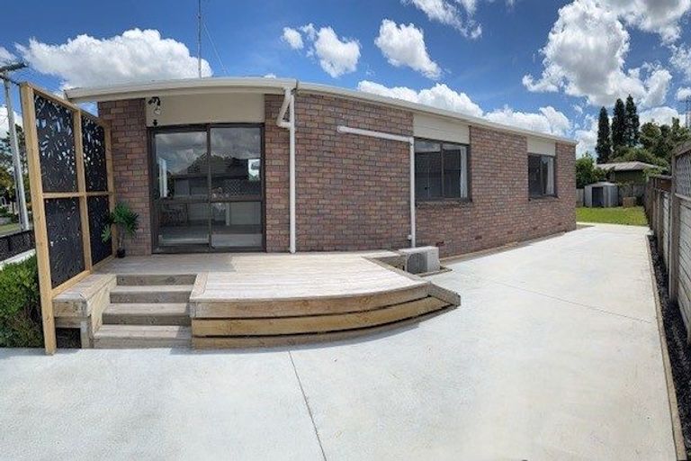 Photo of property in 21 Southsea Crescent, Silverdale, Hamilton, 3216