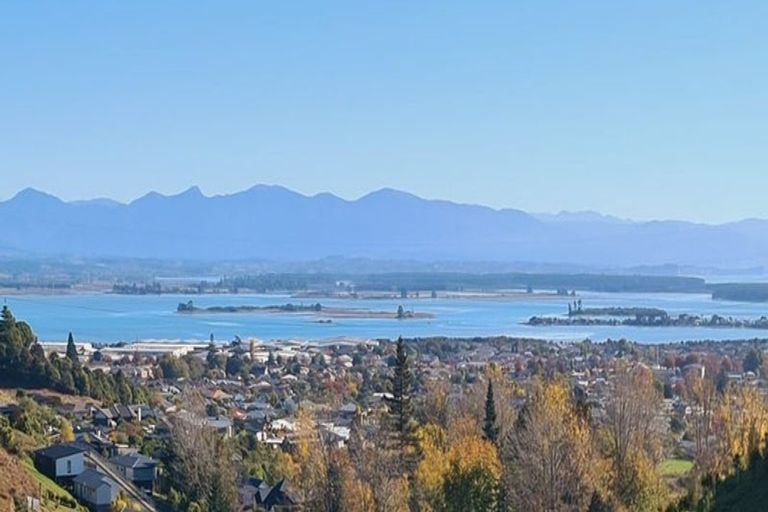 Photo of property in 5 Hill Tops Way, Stoke, Nelson, 7011