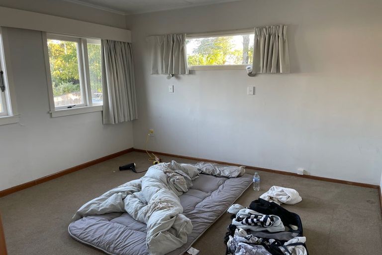 Photo of property in 3 Sunrise Avenue, Murrays Bay, Auckland, 0630