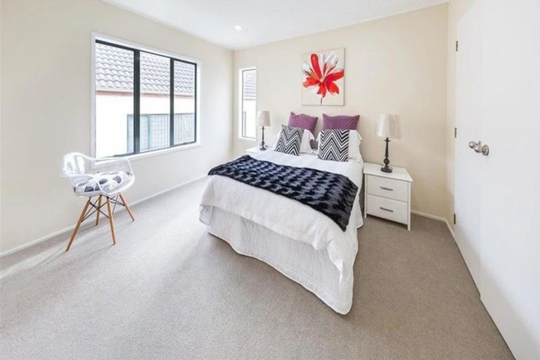 Photo of property in 16 Astelia Place, Goodwood Heights, Auckland, 2105