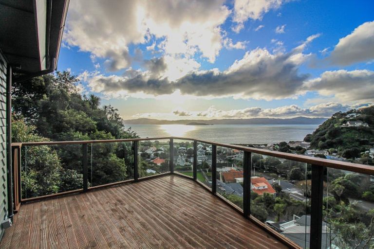 Photo of property in 6 Matai Terrace, Eastbourne, Lower Hutt, 5013
