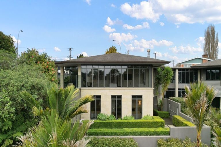 Photo of property in 2 Comries Road, Chartwell, Hamilton, 3210