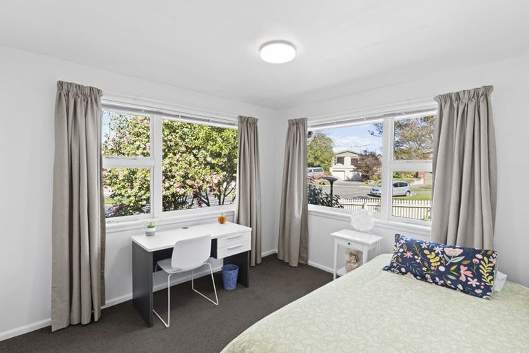 Photo of property in 1/6 Pulford Place, Ilam, Christchurch, 8041