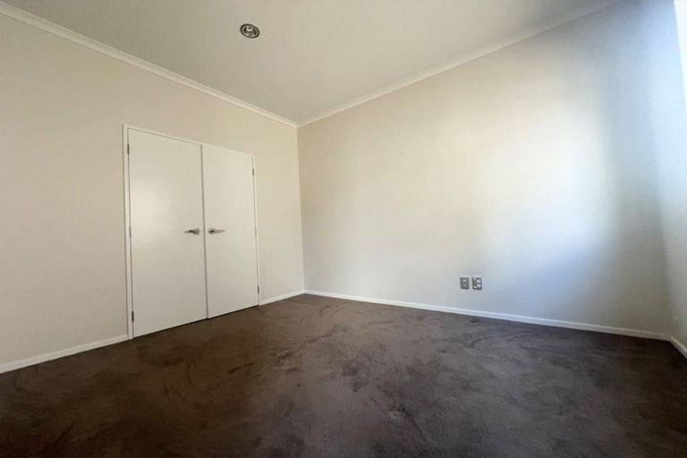 Photo of property in 99 Flat Bush School Road, Flat Bush, Auckland, 2019