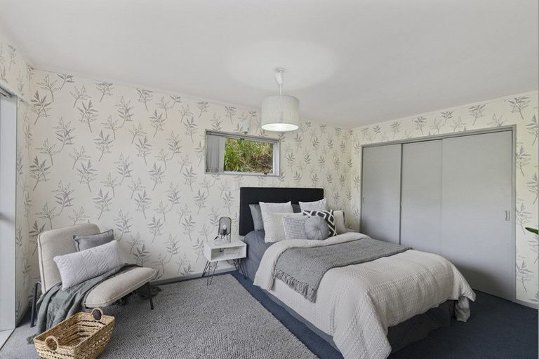 Photo of property in 8 Forest Road, Raumati South, Paraparaumu, 5032