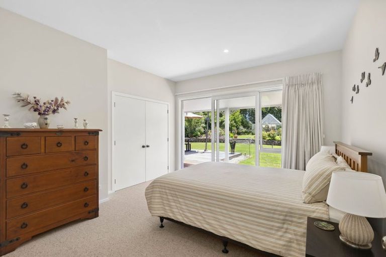 Photo of property in 120 Patons Rock Road, Patons Rock, Takaka, 7182