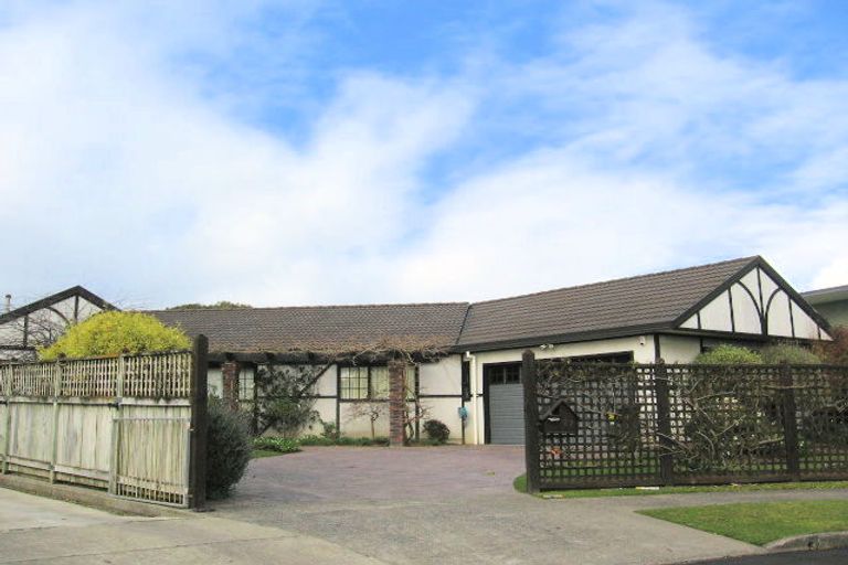 Photo of property in 27 Caroline Drive, Feilding, 4702