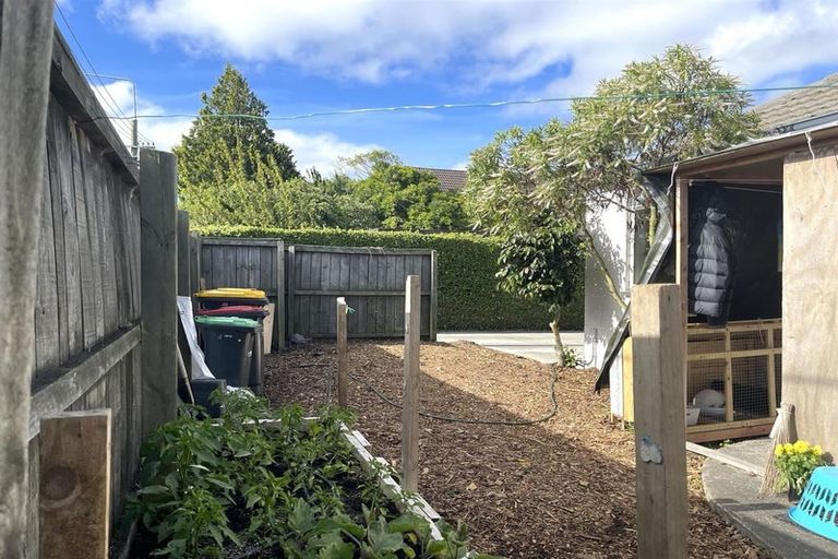 Photo of property in 1/11 Middleton Road, Upper Riccarton, Christchurch, 8041