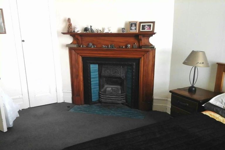 Photo of property in 8 Davis Street, Thorndon, Wellington, 6011