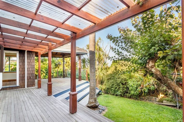 Photo of property in 36 Ruawai Road, Mount Wellington, Auckland, 1060
