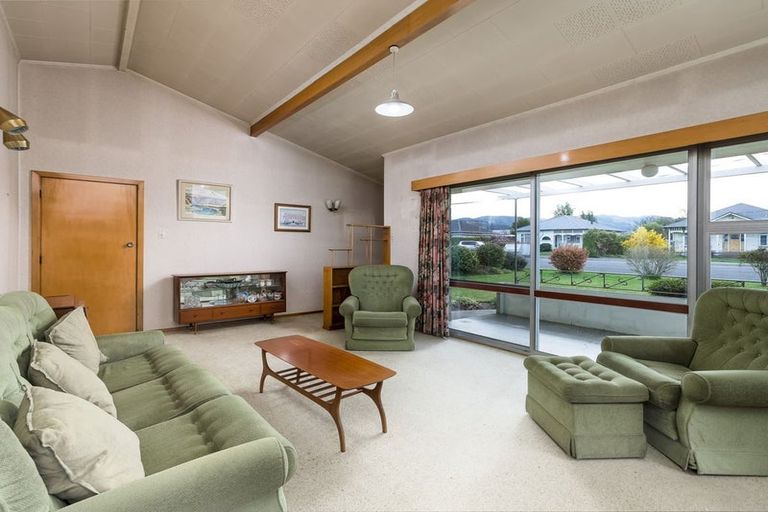 Photo of property in 33 Harris Street, Waimate, 7924