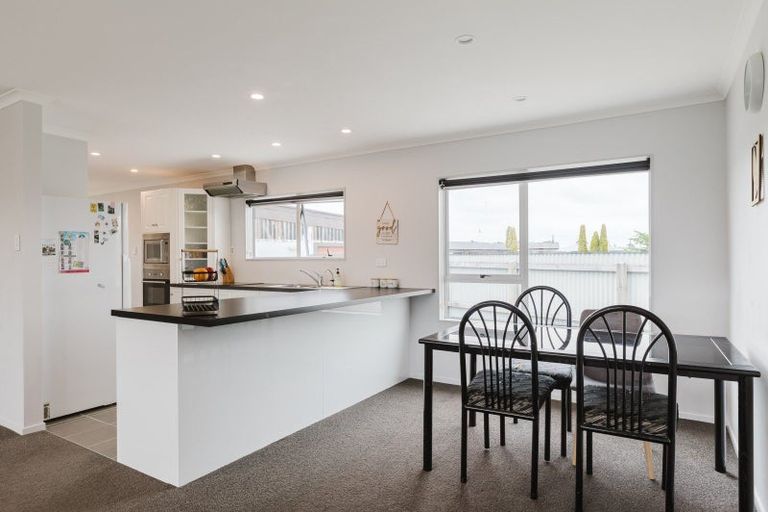 Photo of property in 73 Herbert Avenue, Cloverlea, Palmerston North, 4412