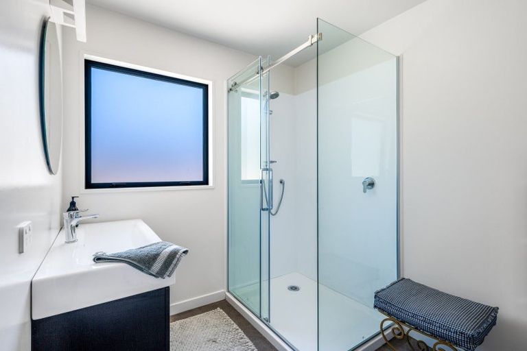 Photo of property in 42 Rata Street, Wanaka, 9305