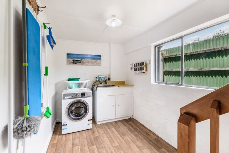 Photo of property in 30 Beach Road, Waikawa, Picton, 7220