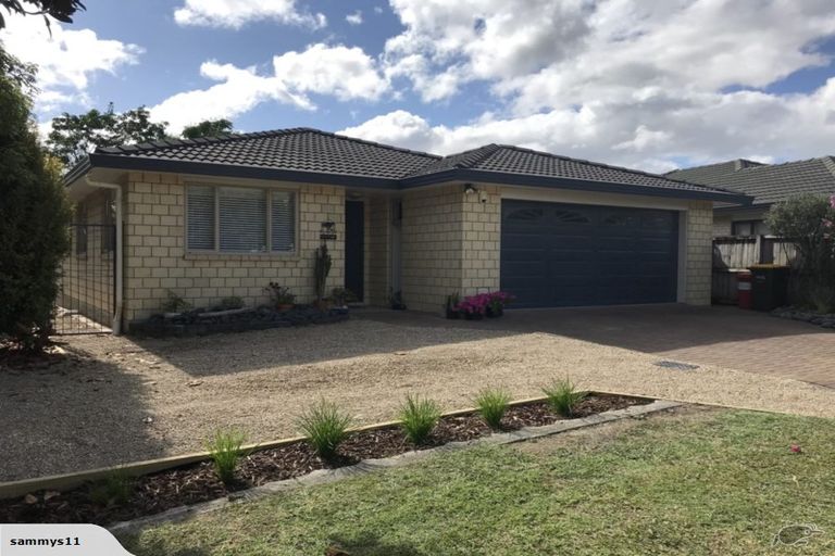 Photo of property in 11 Starlight Cove, Hobsonville, Auckland, 0618