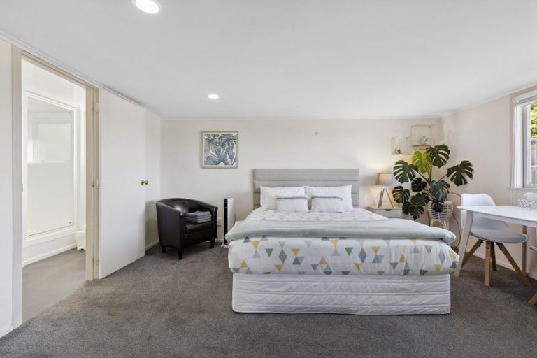 Photo of property in 22 Sunset Street, Hilltop, Taupo, 3330