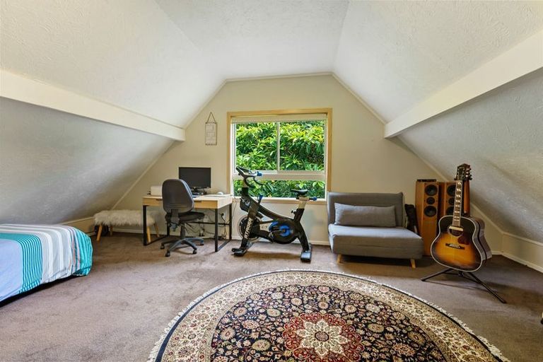 Photo of property in 98 Leinster Avenue, Raumati South, Paraparaumu, 5032