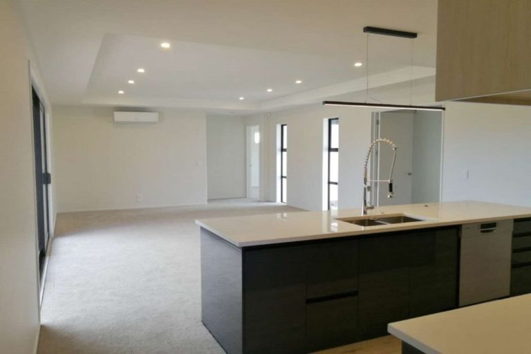 Photo of property in 28 Four Peaks Drive, Wigram, Christchurch, 8025