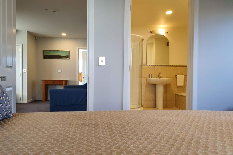 Photo of property in 12 Hamilton Drive, Lake Tekapo, 7999