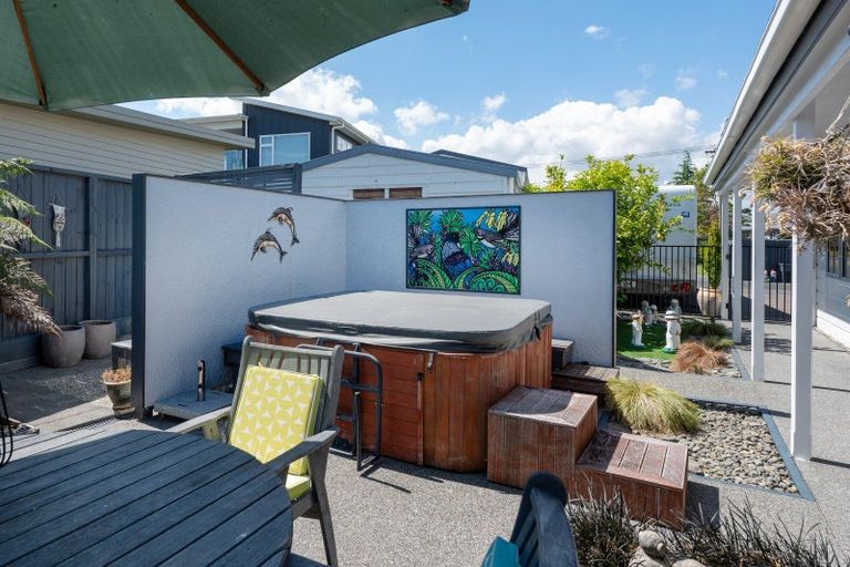 Photo of property in 31 Willow Avenue, Hannahs Bay, Rotorua, 3010