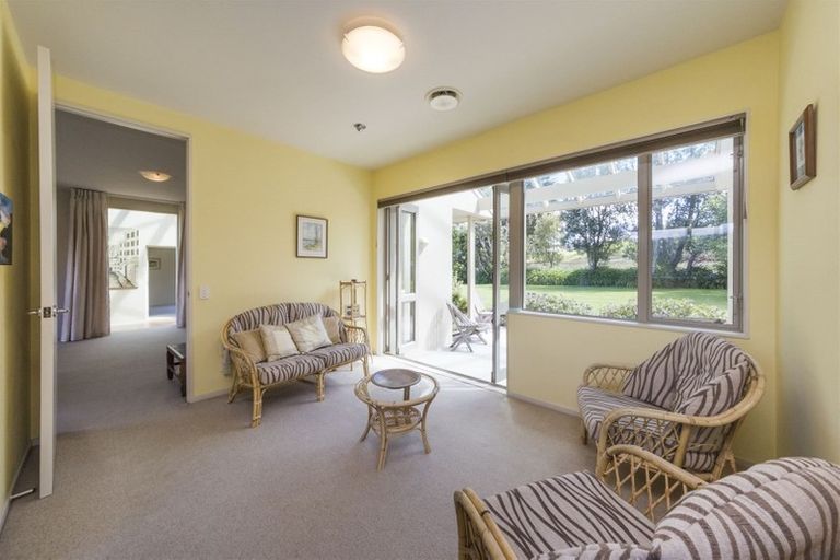 Photo of property in 324 Turitea Road, Turitea, Palmerston North, 4472