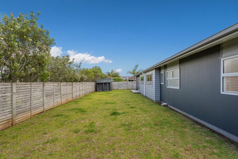 Photo of property in 86 Kupe Drive, Whitianga, 3510
