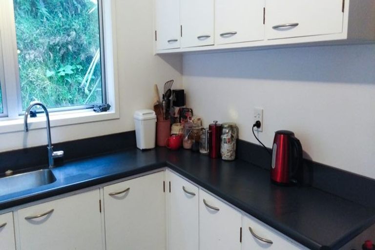 Photo of property in 82 Collier Avenue, Karori, Wellington, 6012