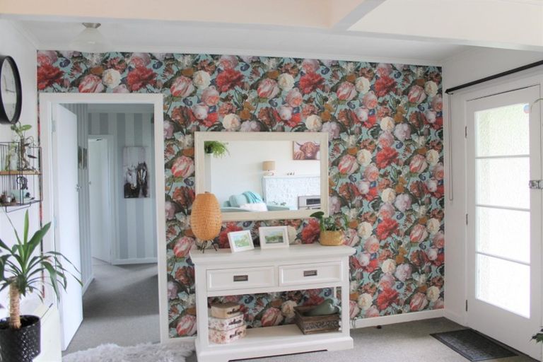 Photo of property in 52 John Street, Winton, 9720