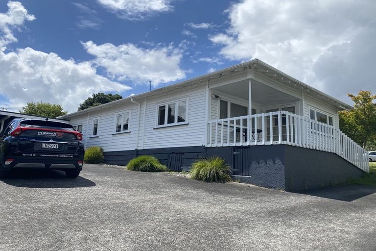 Photo of property in 3 Church Street, Swanson, Auckland, 0612