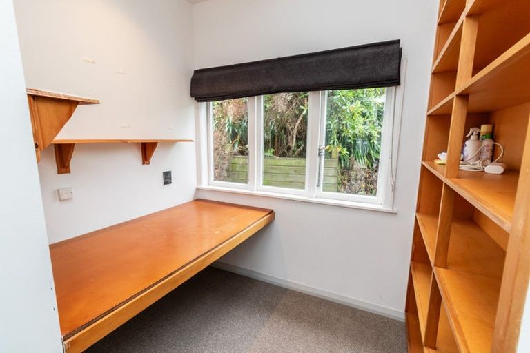 Photo of property in 30c Collins Avenue, Tawa, Wellington, 5028