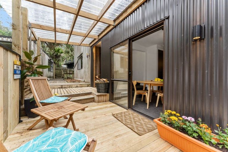 Photo of property in 78 Motutara Road, Muriwai, Waimauku, 0881