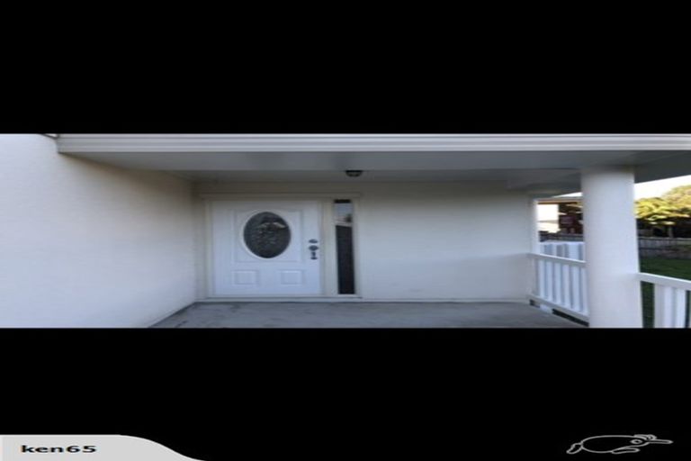 Photo of property in 30 Vireya Court, Goodwood Heights, Auckland, 2105