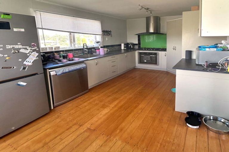 Photo of property in 10 Roach Street, Holmes Hill, Oamaru, 9401