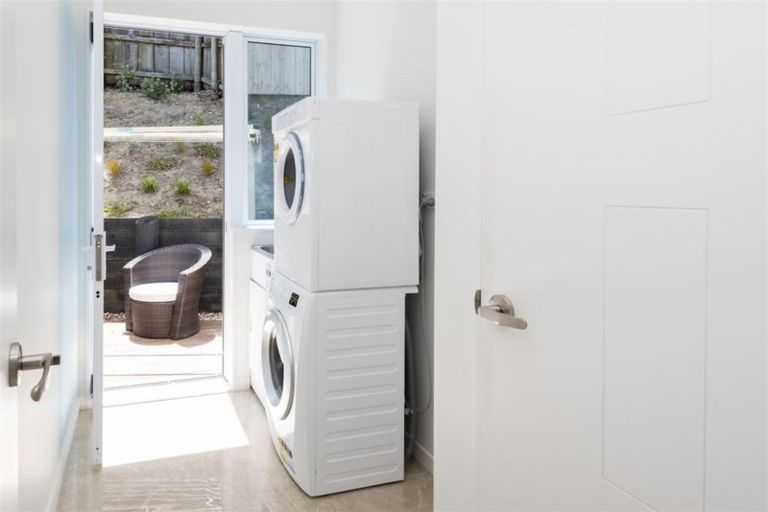 Photo of property in 202b Mellons Bay Road, Mellons Bay, Auckland, 2014