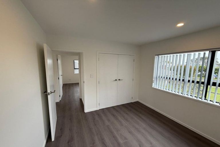 Photo of property in 128 Birkdale Road, Birkdale, Auckland, 0626