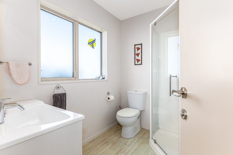 Photo of property in 25 Kahurangi Heights, Aotea, Porirua, 5024